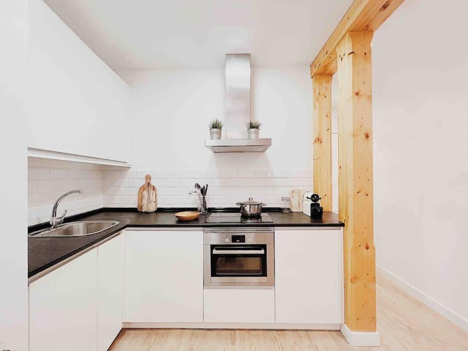 Apartamento Privado De Diseno En Pleno Centro - Atocha Apartman Madrid Kültér fotó